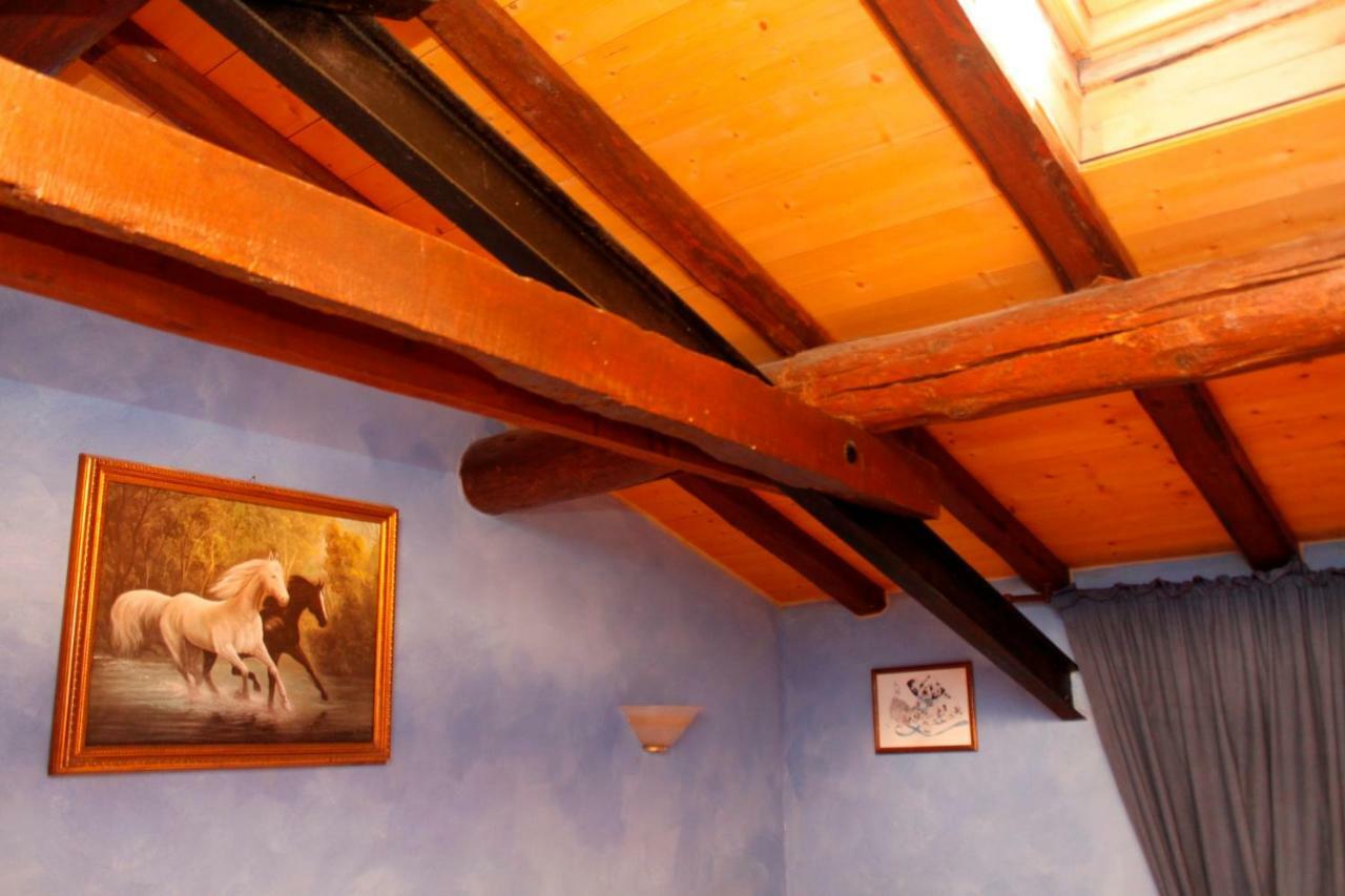 Daina Bianca Bed & Breakfast Solignano Luaran gambar